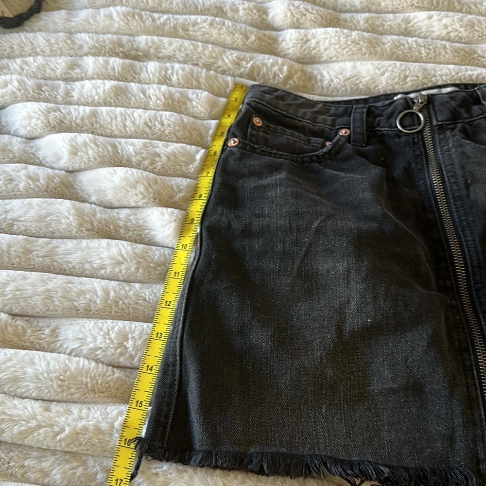 Size 25 free people jeans zip up skirt - Picture 5 of 5